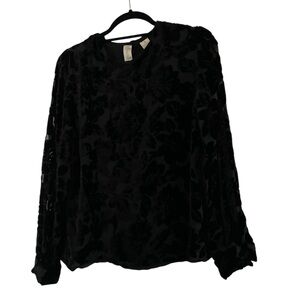 DANA BUCHMAN black rayon and silk  top. Size 10.